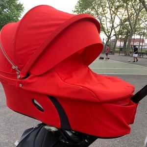 Carry coat from Stokke (like brand new)xplory